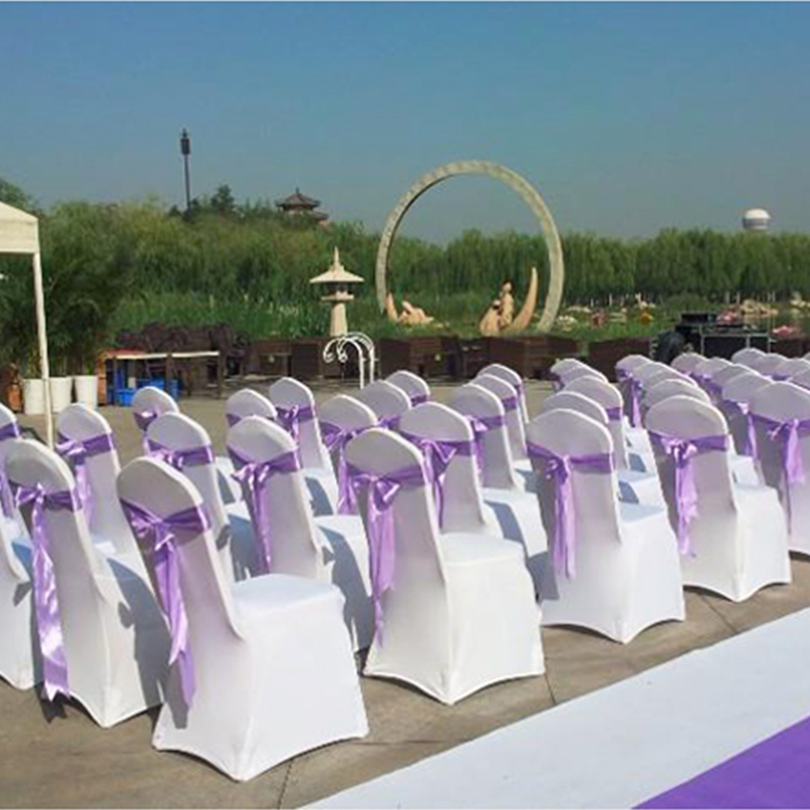 Банкетные стулья на свадьбу